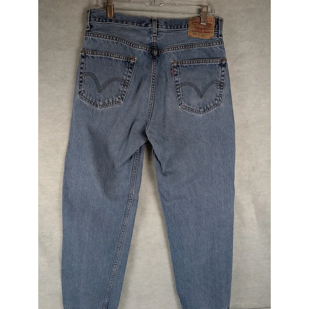 Vintage Y2K Levi's 550 Relaxed Fit Jeans 34x32 Light Wash Denim (33x32)